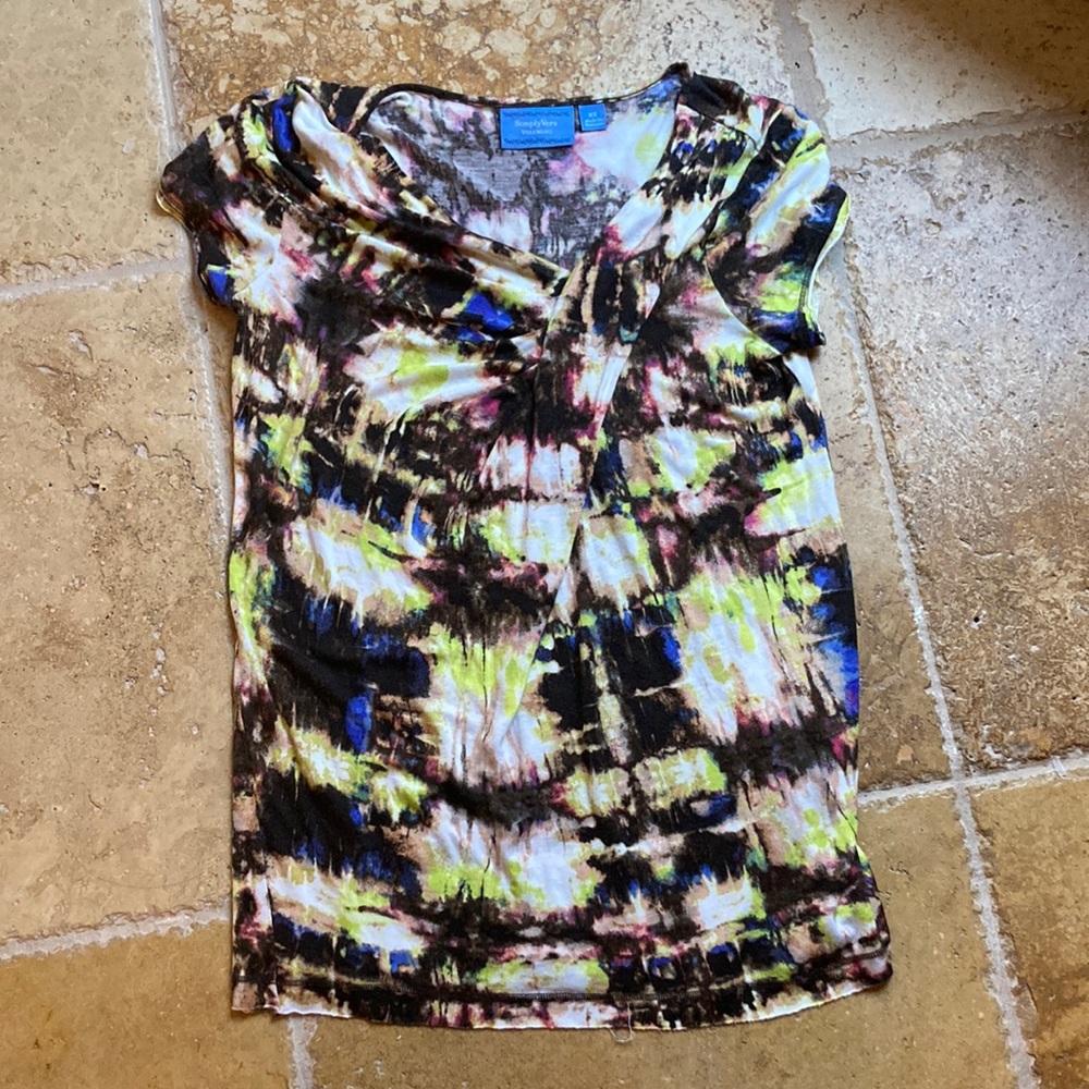Simply vera Vera Wang xs tie-dye short sleeve shirt